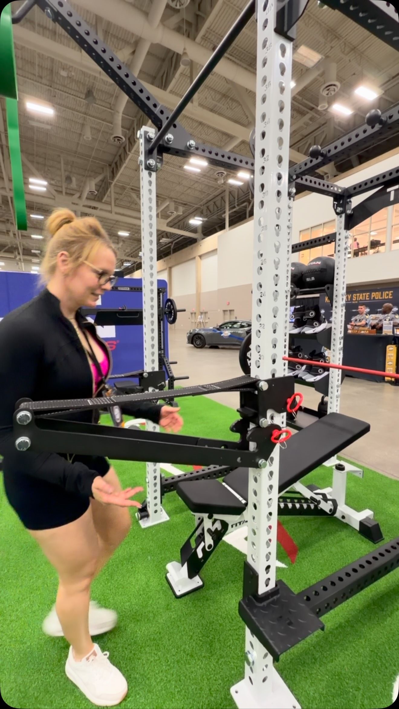 Collapsible spotter arms by @betitanfit